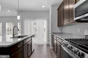 9712 Vang Dr, Lanham, MD 20706 - Photo 16