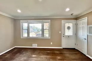 5128 Mangum Rd, College Park, MD 20740 - Photo 2