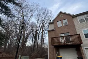 4641 Deepwood Ct, Bowie, MD 20720 - Photo 2