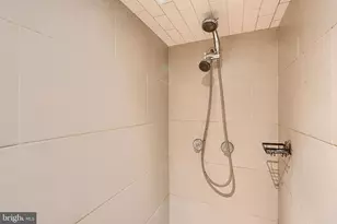 6716 Stockton Ln, Hyattsville, MD 20784 - Photo 48