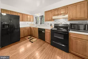 15702 Appleton Ct, Bowie, MD 20716 - Photo 12