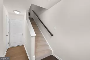 7117 Rowlock Aly, Beltsville, MD 20705 - Photo 2