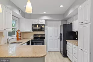 12515 Canfield Ln, Bowie, MD 20715 - Photo 14