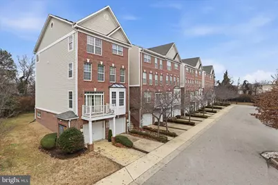 2809 Forest Run Drive #B, District Heights, MD 20747 - Photo 2