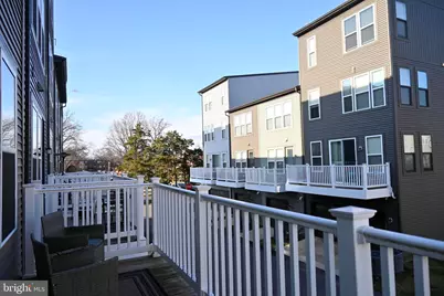 2527 Emerald Branch Drive, Hyattsville, MD 20782 - Photo 10