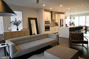 2527 Emerald Branch Dr, Hyattsville, MD 20782 - Photo 6