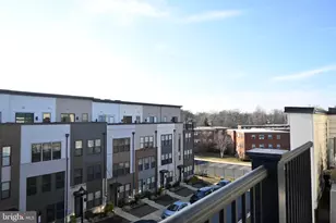 2527 Emerald Branch Dr, Hyattsville, MD 20782 - Photo 18