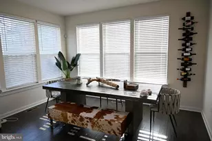 2527 Emerald Branch Dr, Hyattsville, MD 20782 - Photo 8