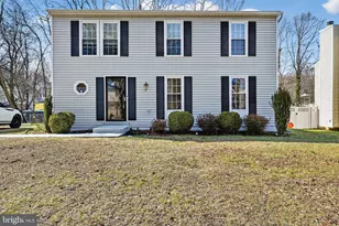 813 Lira Dr, Fort Washington, MD 20744 - Photo 2