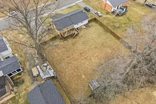 4303 Skyline Dr, Suitland, MD 20746 - Photo 26