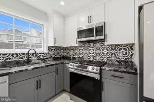 1811 Iverson St, Oxon Hill, MD 20745 - Photo 4