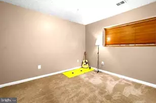 10913 Daniel Sim Ct, Upper Marlboro, MD 20772 - Photo 28