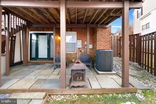 10913 Daniel Sim Ct, Upper Marlboro, MD 20772 - Photo 32