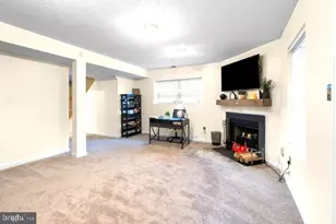 10913 Daniel Sim Ct, Upper Marlboro, MD 20772 - Photo 28