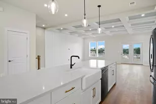 6713 Belcrest Rd, Hyattsville, MD 20782 - Photo 2