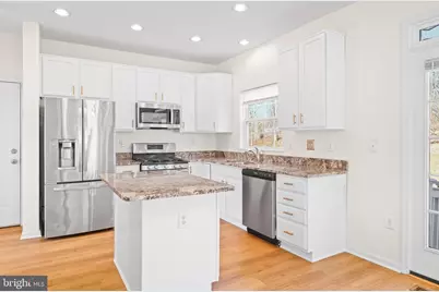 9602 Stuart Lane, Clinton, MD 20735 - Photo 14