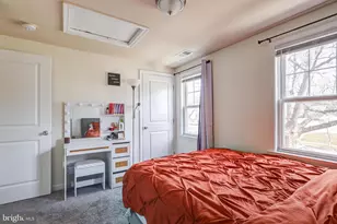 2512 Kent Village Dr, Landover, MD 20785 - Photo 12