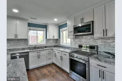 7012 Gateway Boulevard, District Heights, MD 20747 - Photo 10