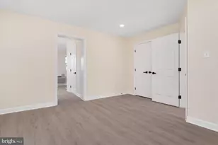 5009 Barto Ave, Suitland, MD 20746 - Photo 12