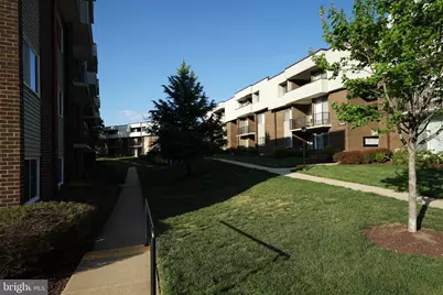 10200 Prince Place #206, Upper Marlboro, MD 20774 - Photo 2