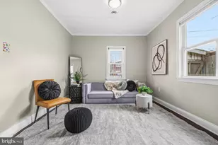 805 Eastern Ave, Capitol Heights, MD 20743 - Photo 2