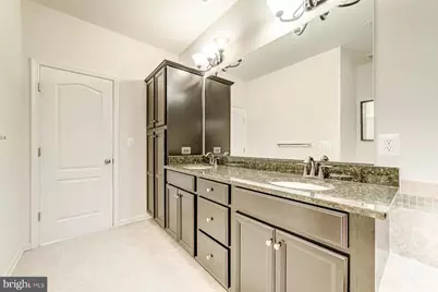 705 River Mist Drive, Oxon Hill, MD 20745 - Photo 32