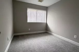 10242 Prince Pl, Upper Marlboro, MD 20774 - Photo 4