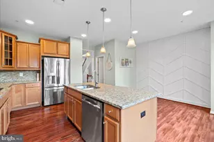 702 Sentry Square, Oxon Hill, MD 20745 - Photo 16