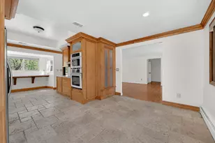 13610 Woodedge Dr, Bowie, MD 20720 - Photo 10