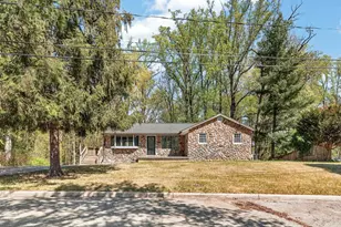 13610 Woodedge Dr, Bowie, MD 20720 - Photo 2