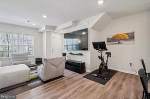 9707 Vang Dr, Lanham, MD 20706 - Photo 8