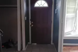 7758 Lakecrest Dr, Greenbelt, MD 20770 - Photo 2