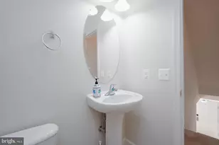 517 Jurgensen, Hyattsville, MD 20785 - Photo 8