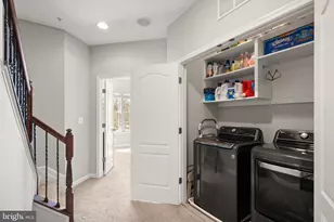 517 Overlook Park Dr, Oxon Hill, MD 20745 - Photo 42