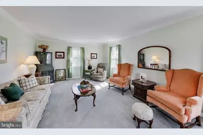 3905 Wakefield Lane, Bowie, MD 20715 - Photo 4