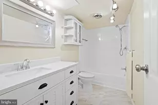 8647 Greenbelt Rd, Greenbelt, MD 20770 - Photo 30