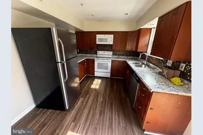 1746 Countrywood Court, Landover, MD 20785 - Photo 4