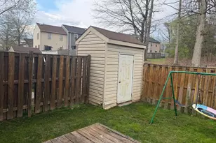 1746 Countrywood Ct, Landover, MD 20785 - Photo 12