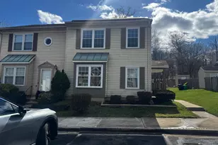 1746 Countrywood Ct, Landover, MD 20785 - Photo 2