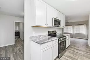 6012 Griffith Dr, Suitland, MD 20746 - Photo 14