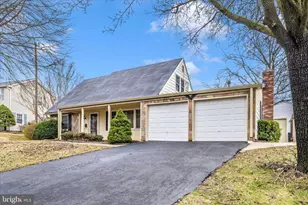 12209 Rolling Hill Ln, Bowie, MD 20715 - Photo 4