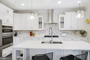 600 Halsey Way, National Harbor, MD 20745 - Photo 14