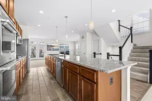 15610 Beech Tree Pkwy, Upper Marlboro, MD 20774 - Photo 16