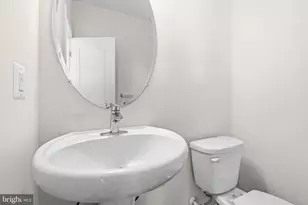 15610 Beech Tree Pkwy, Upper Marlboro, MD 20774 - Photo 20