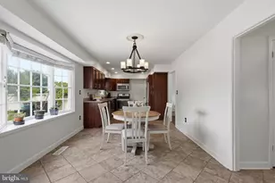 12602 Killian Ln, Bowie, MD 20715 - Photo 10