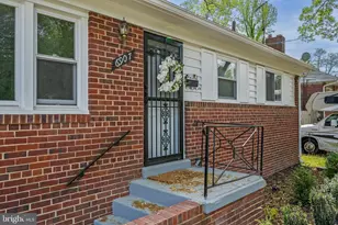 6907 Kipling Pkwy, District Heights, MD 20747 - Photo 4