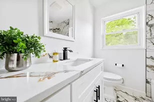 6907 Kipling Pkwy, District Heights, MD 20747 - Photo 18