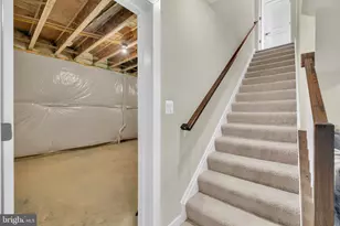 428 Mdw Crk Dr, Bowie, MD 20716 - Photo 84