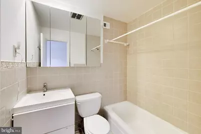 5946 Westchester Park Drive, College Park, MD 20740 - Photo 18