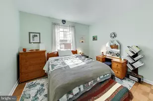 5946 Westchester Park Dr, College Park, MD 20740 - Photo 14